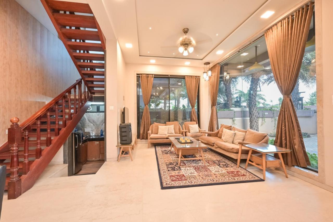 Tranq Villas' Abs 2 : Dream 5 Bedroom Pvt Pool Villa Getaway Lonavala Dış mekan fotoğraf